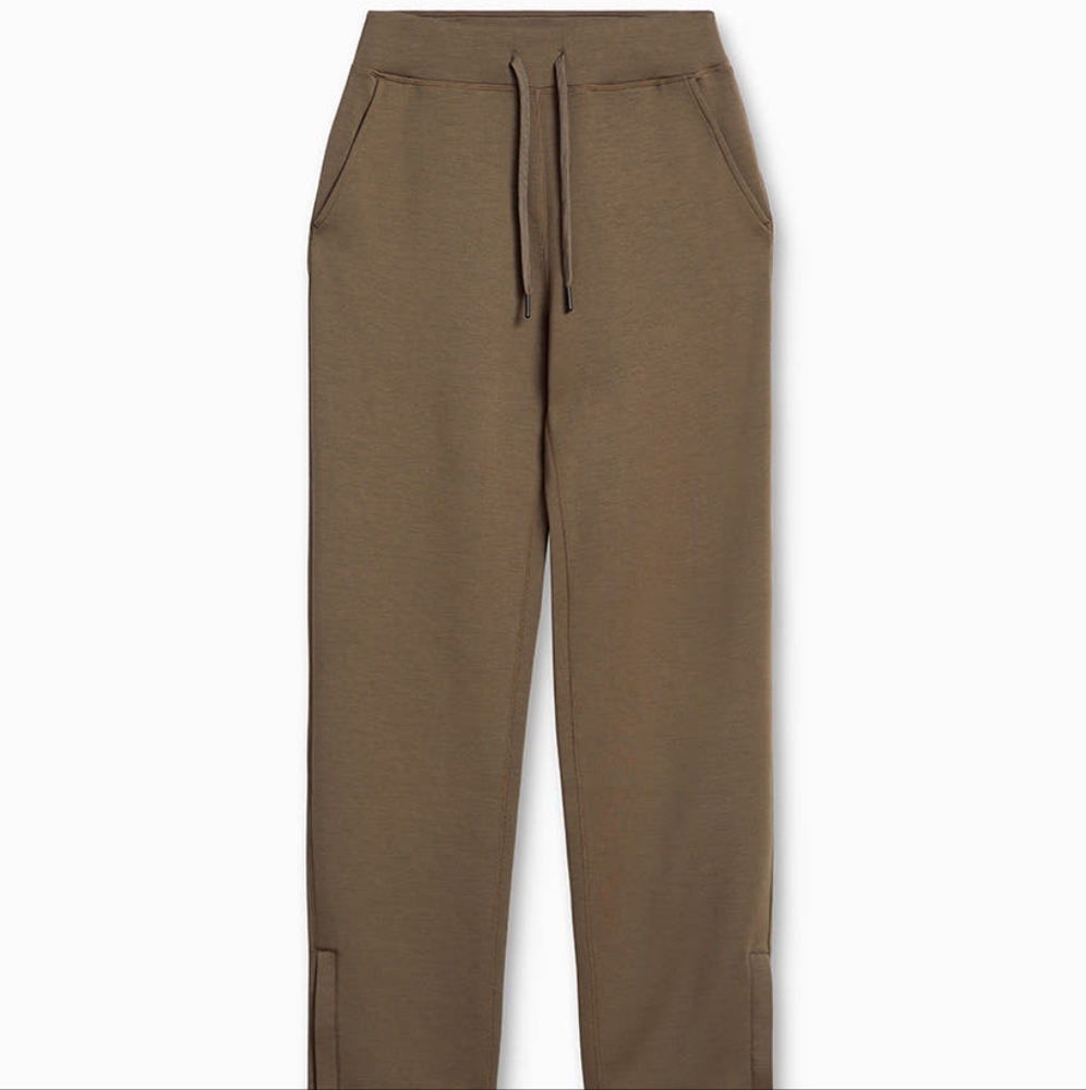 Medium BYLT Premium Basics Opal Split Hem Pant in Dark Taupe